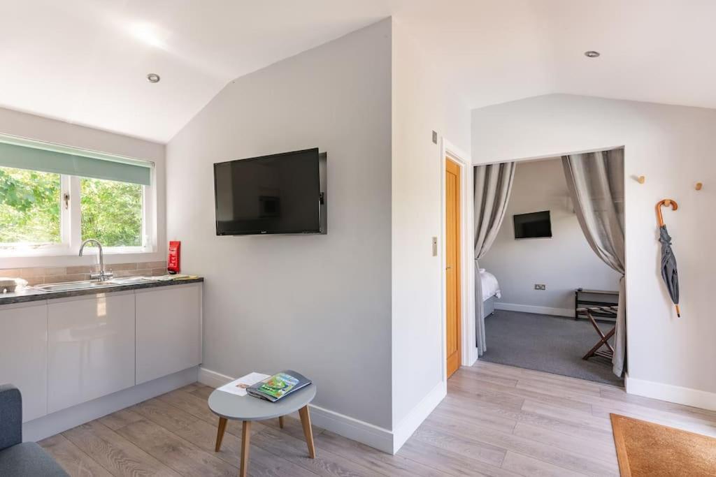 The Summerhouse, Countryside Retreat With Private Hot Tub Holiday home